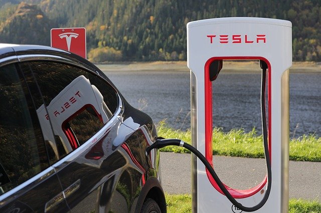 Comment verrouiller sa Tesla Model 3 ?