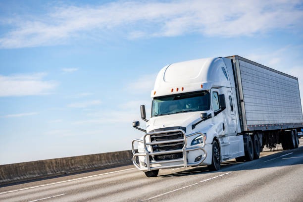 Comment louer un camion avec chauffeur pour un transport à longue distance ?