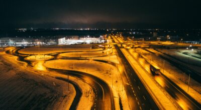 Sécurité et fiabilité dans le transport routier : standards essentiels à connaître