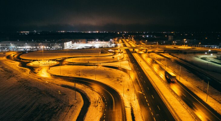 Sécurité et fiabilité dans le transport routier : standards essentiels à connaître